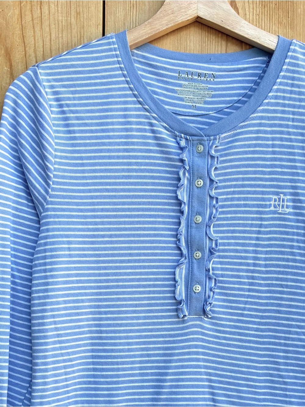 Lauren Ralph Lauren Blue Striped Nightdress Sz Medium - Picture 2 of 4